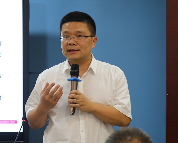 詹昊.jpg